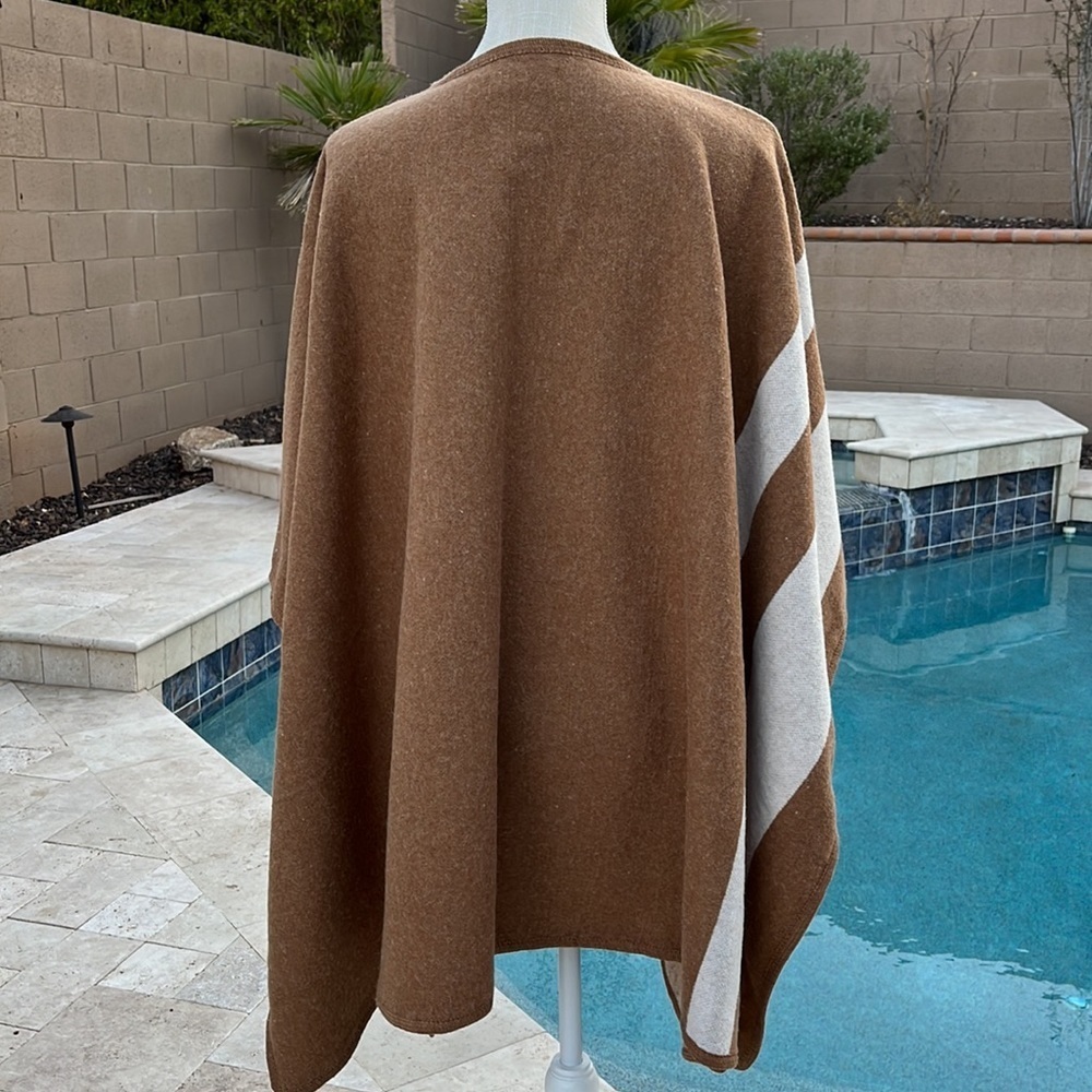 TREASURE & BOND Blanket/Poncho/Cape -Snap Front - OS - Picture 5 of 9
